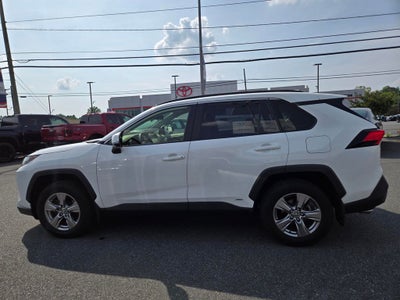 2022 Toyota RAV4 Hybrid XLE