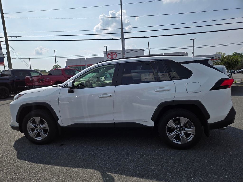 2022 Toyota RAV4 Hybrid XLE