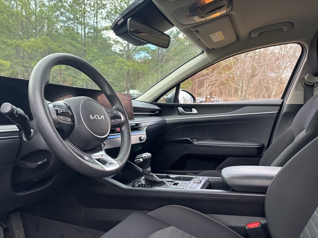 2025 Kia K5 LXS ** Pohanka Certified 10 Year/100,000 miles **