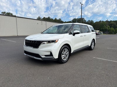 2024 Kia Carnival LX