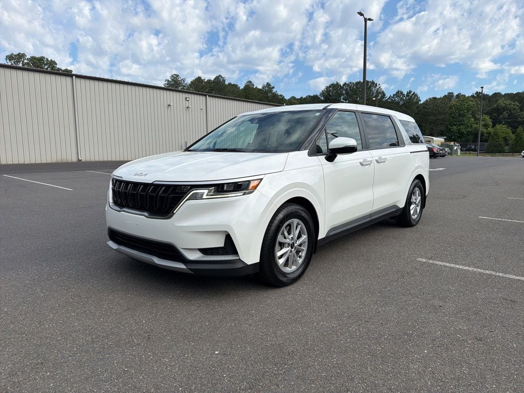 2024 Kia Carnival LX