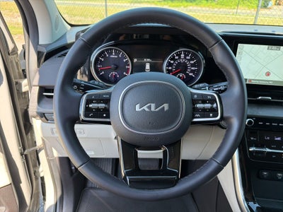 2024 Kia Carnival EX