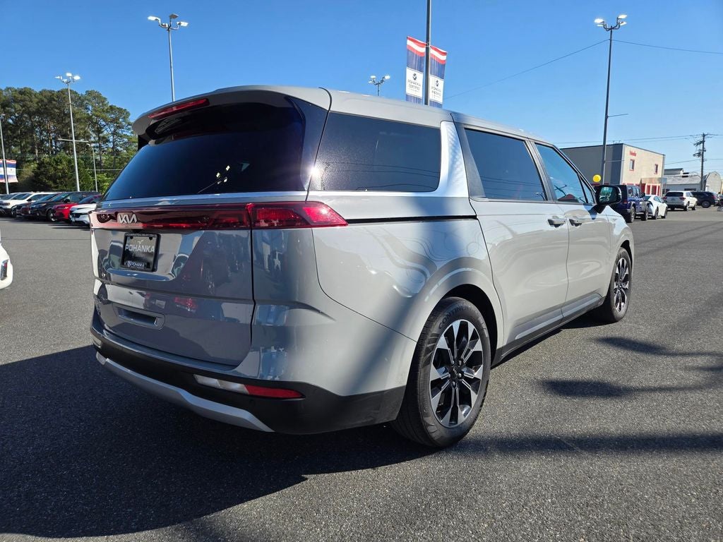 2024 Kia Carnival EX