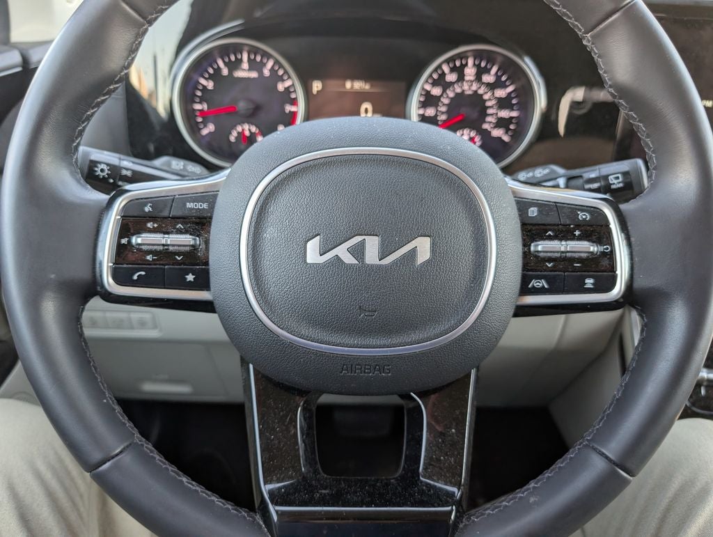 2024 Kia Carnival EX