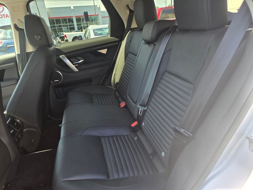 2025 Land Rover Discovery Sport S