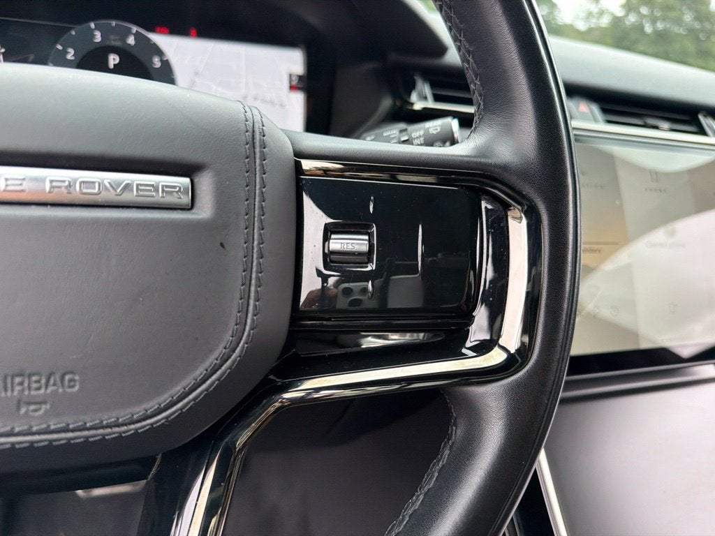 2025 Land Rover Range Rover Velar Dynamic SE