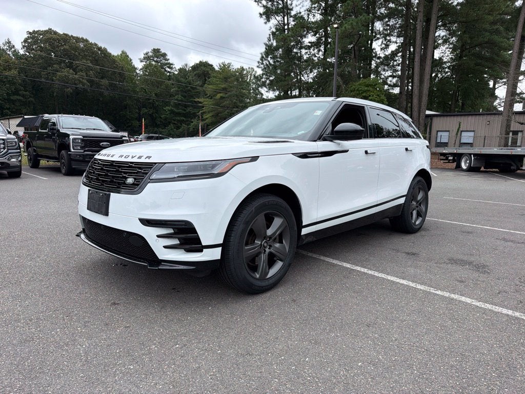 2025 Land Rover Range Rover Velar Dynamic SE