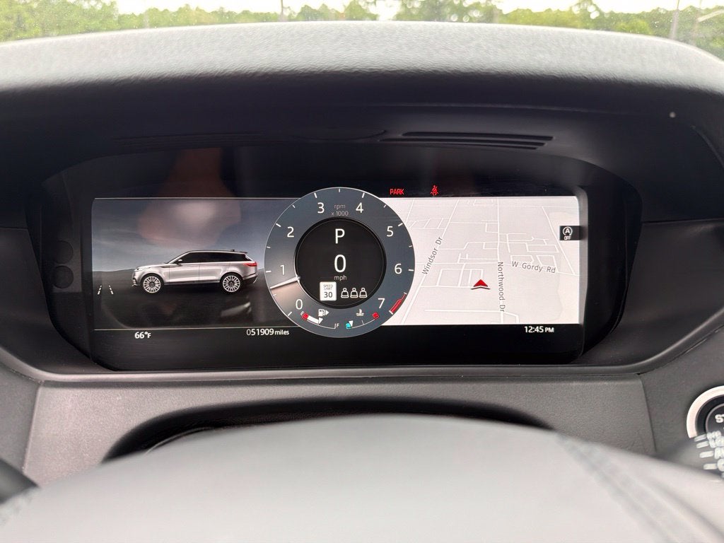 2025 Land Rover Range Rover Velar Dynamic SE