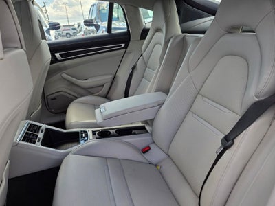 2019 Porsche Panamera GTS