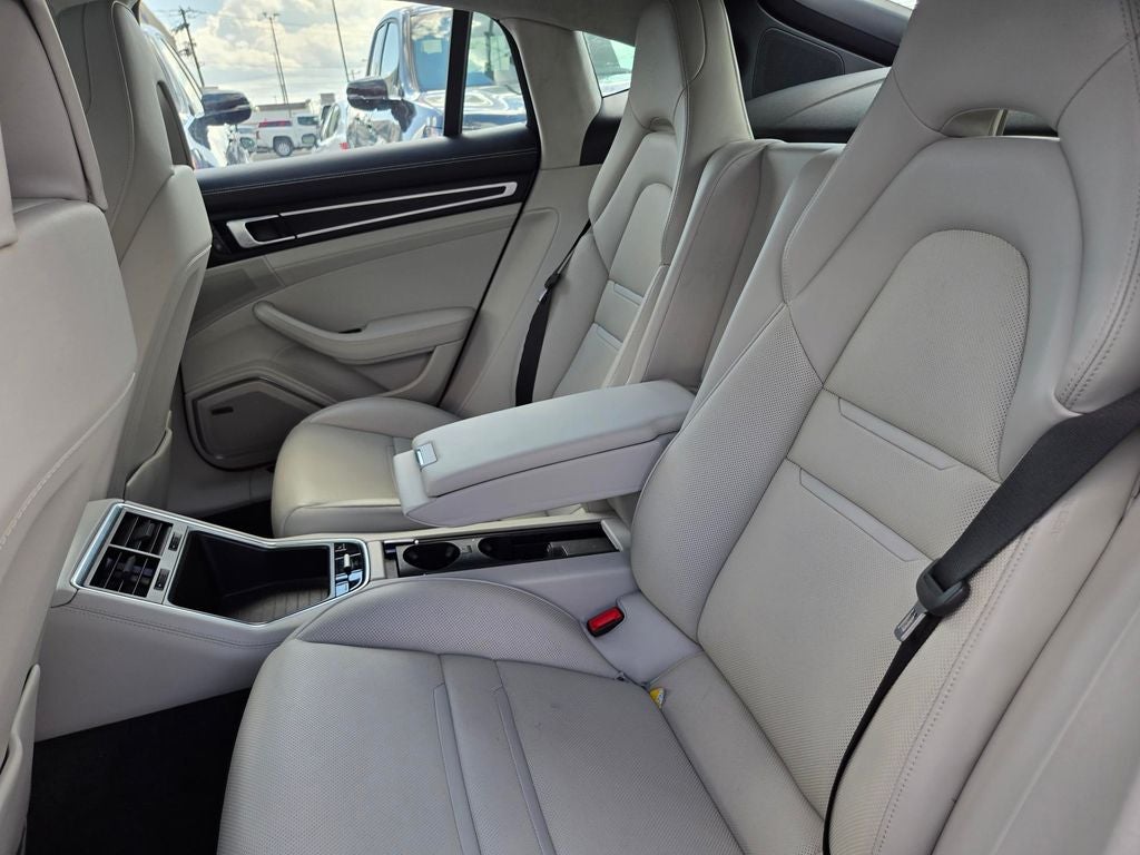 2019 Porsche Panamera GTS