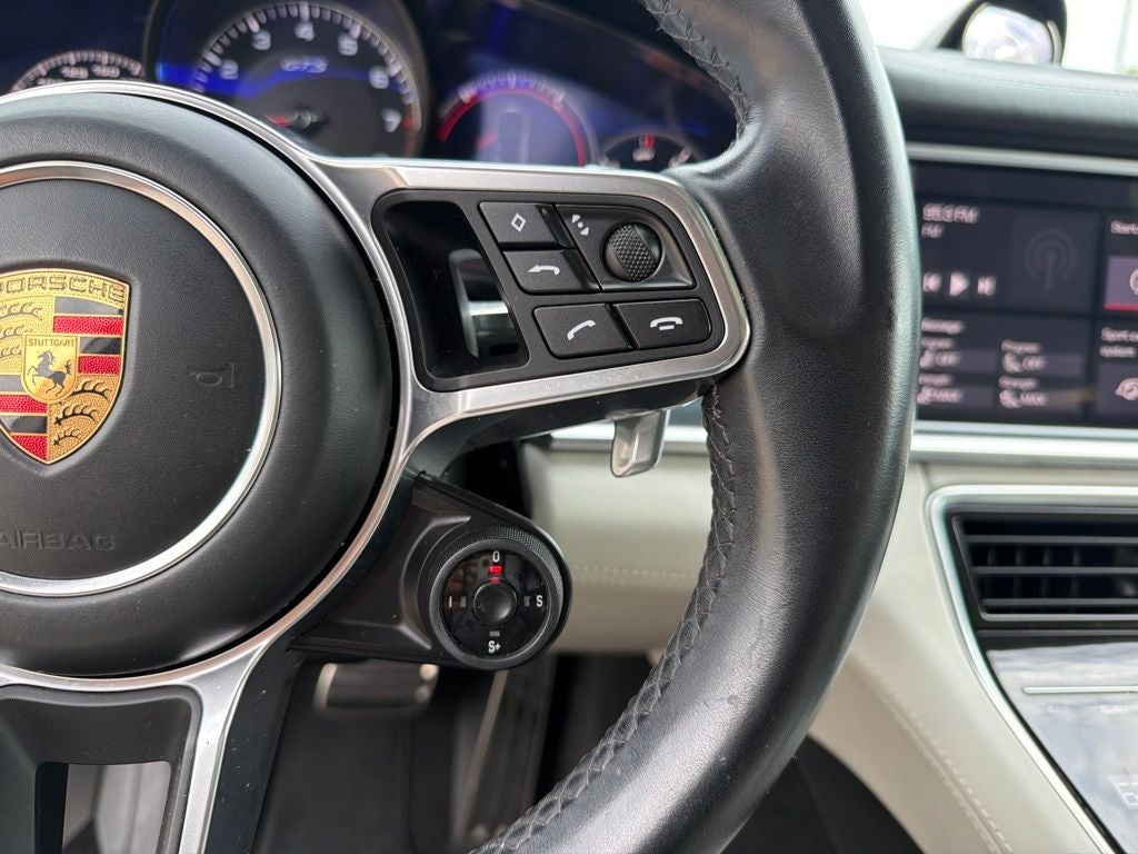 2019 Porsche Panamera GTS