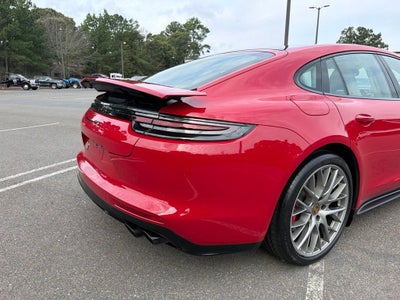 2019 Porsche Panamera GTS