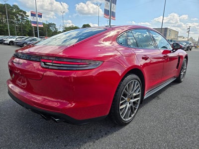 2019 Porsche Panamera GTS