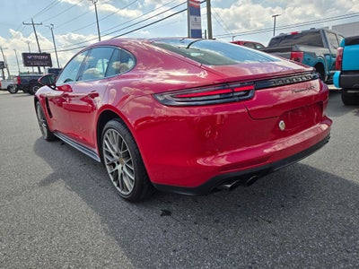 2019 Porsche Panamera GTS