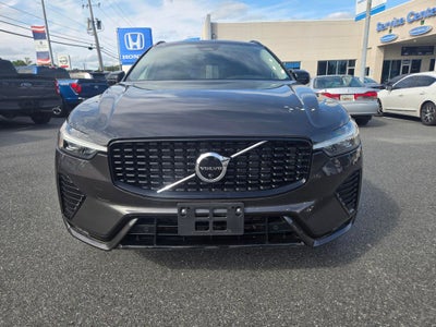 2023 Volvo XC60 B5 Plus Dark Theme