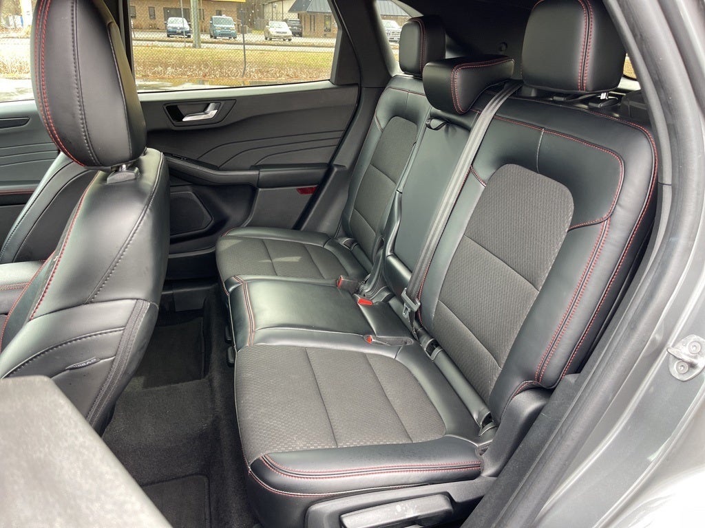 2024 Ford Escape ST-Line Pohanka Certified 10YR 100K