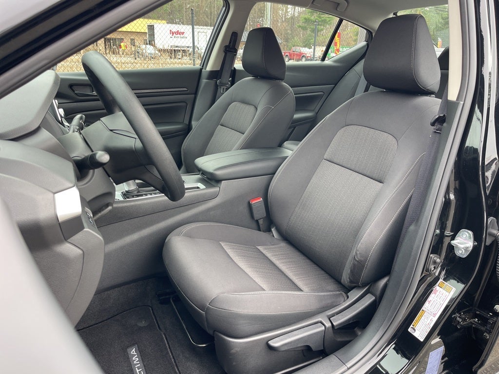 2025 Nissan Altima 2.5 S Nissan Certified