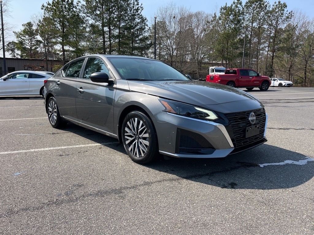 2025 Nissan Altima 2.5 SV Pohanka Certified 10YR 100K