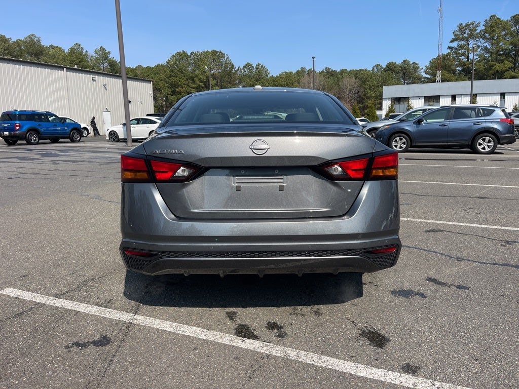 2025 Nissan Altima 2.5 SV Pohanka Certified 10YR 100K