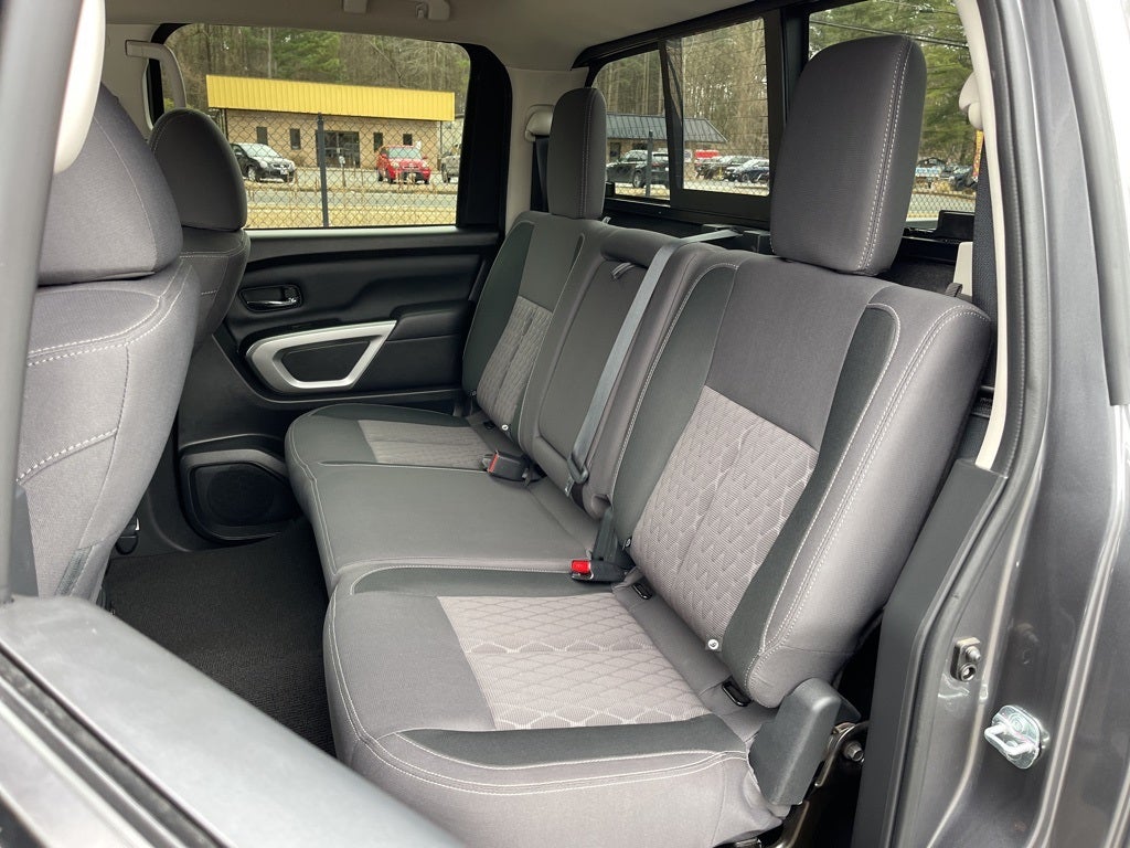 2024 Nissan Titan SV Nissan Certified