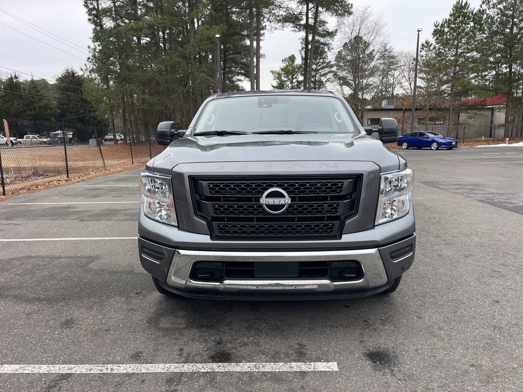 2024 Nissan Titan SV Nissan Certified