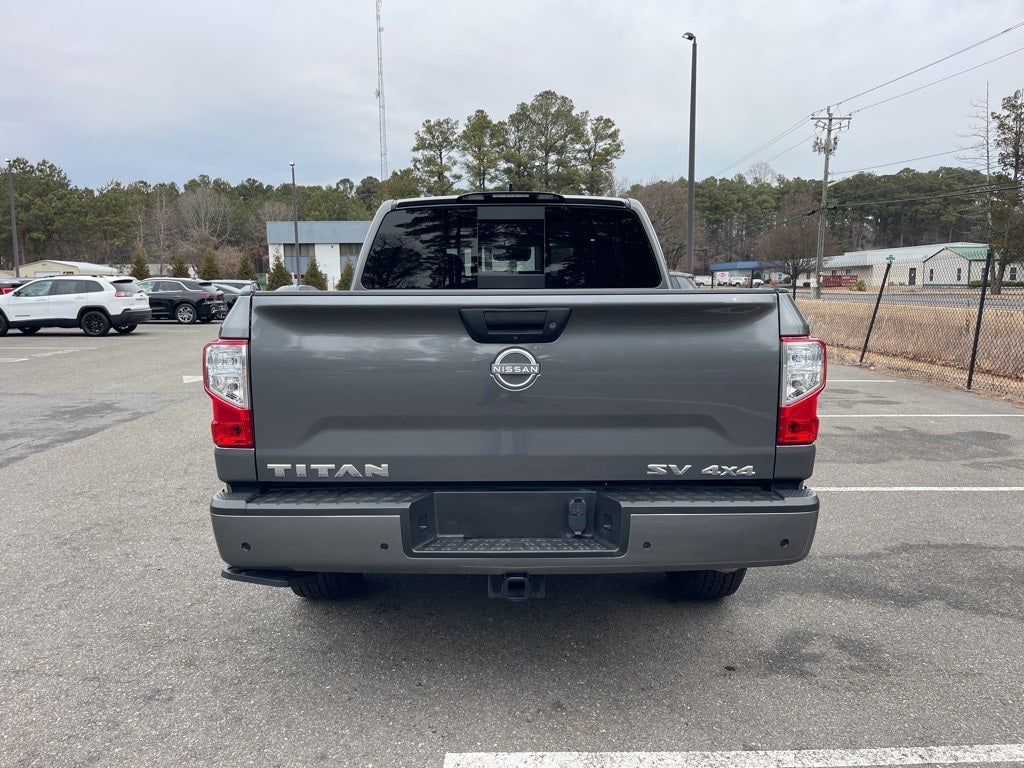2024 Nissan Titan SV Nissan Certified