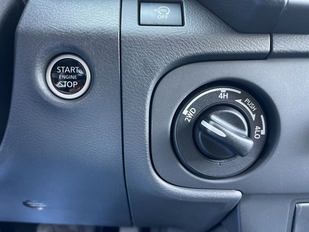 2025 Nissan Frontier SV Nissan Certified