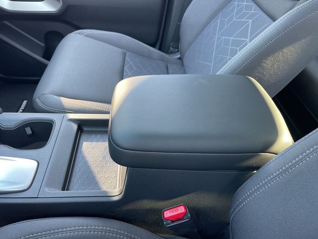 2025 Nissan Frontier SV Nissan Certified