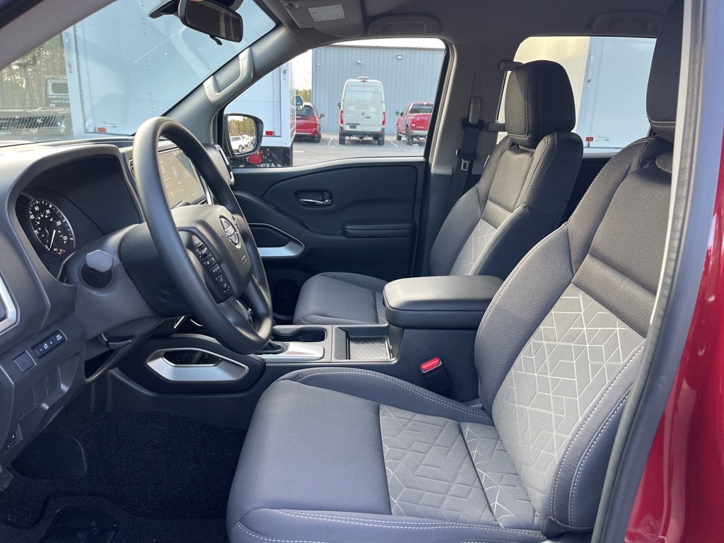 2025 Nissan Frontier SV Nissan Certified