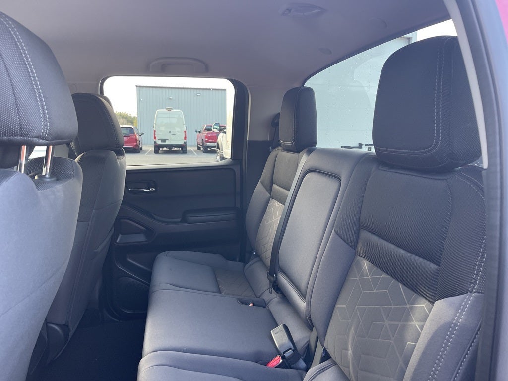 2025 Nissan Frontier SV Nissan Certified