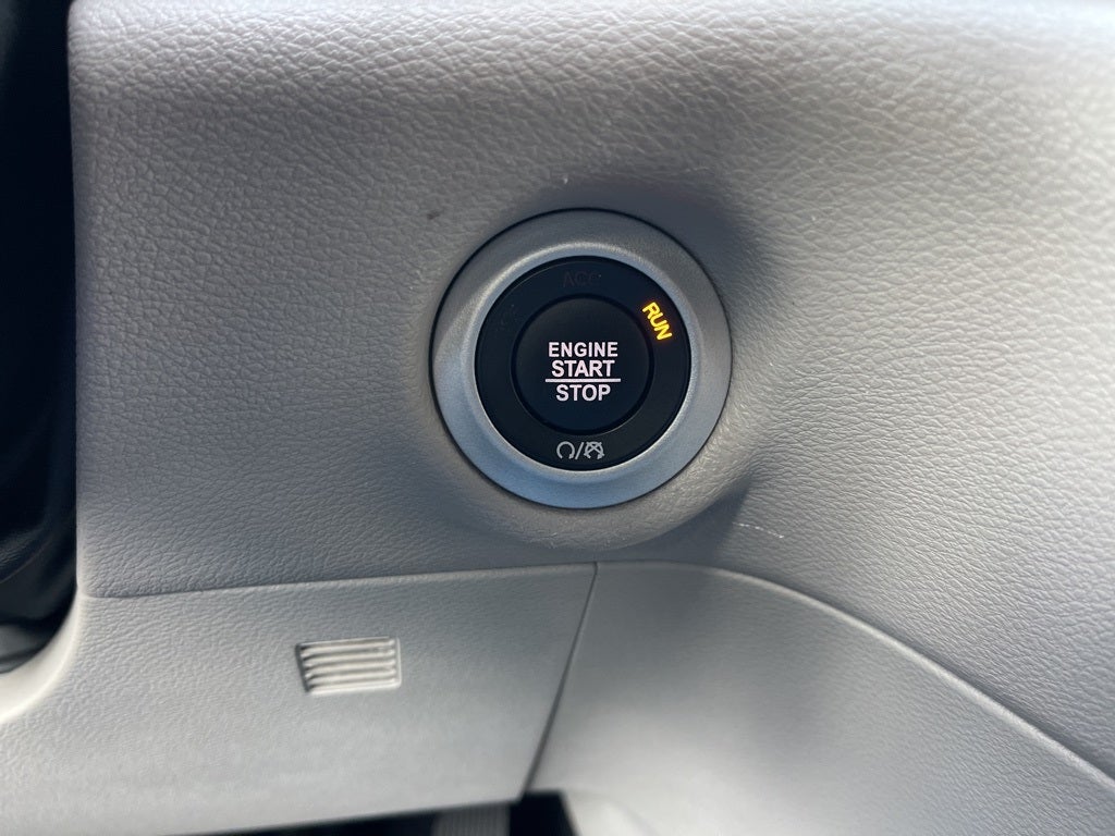 2024 Chrysler Pacifica Touring L Pohanka Certified 10YR 100K