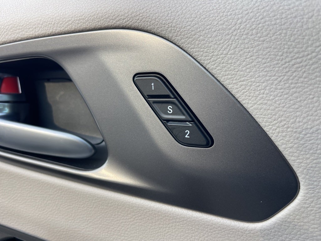 2024 Chrysler Pacifica Touring L Pohanka Certified 10YR 100K