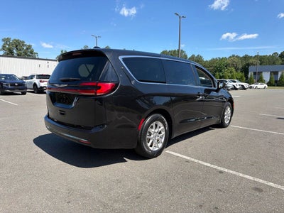 2023 Chrysler Pacifica Touring L Ethos 12/12 Cert