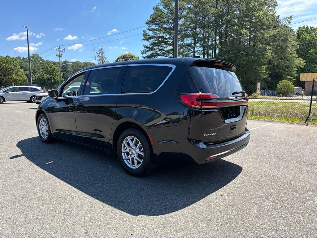 2023 Chrysler Pacifica Touring L Ethos 12/12 Cert