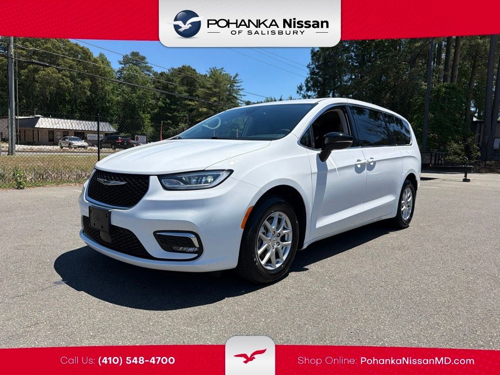 2024 Chrysler Pacifica Touring L Ethos 12/12 Cert