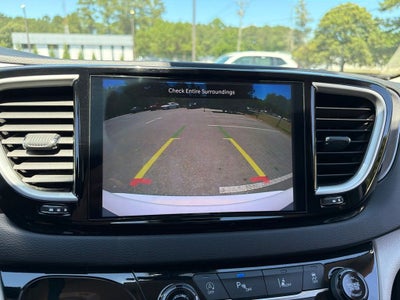 2024 Chrysler Pacifica Touring L Ethos 12/12 Cert