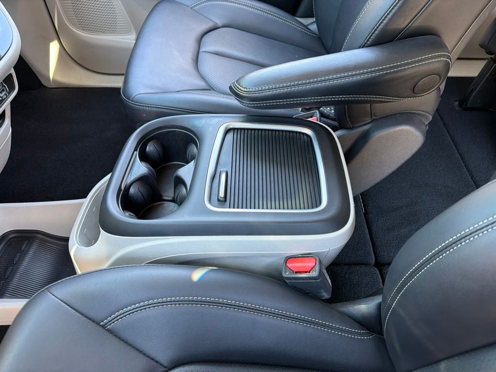 2024 Chrysler Pacifica Touring L Ethos 12/12 Cert