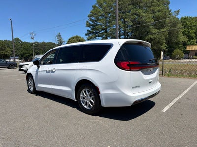 2024 Chrysler Pacifica Touring L Ethos 12/12 Cert