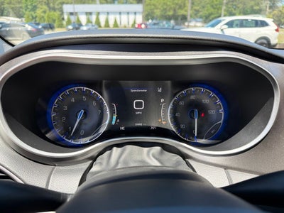 2024 Chrysler Pacifica Touring L Ethos 12/12 Cert