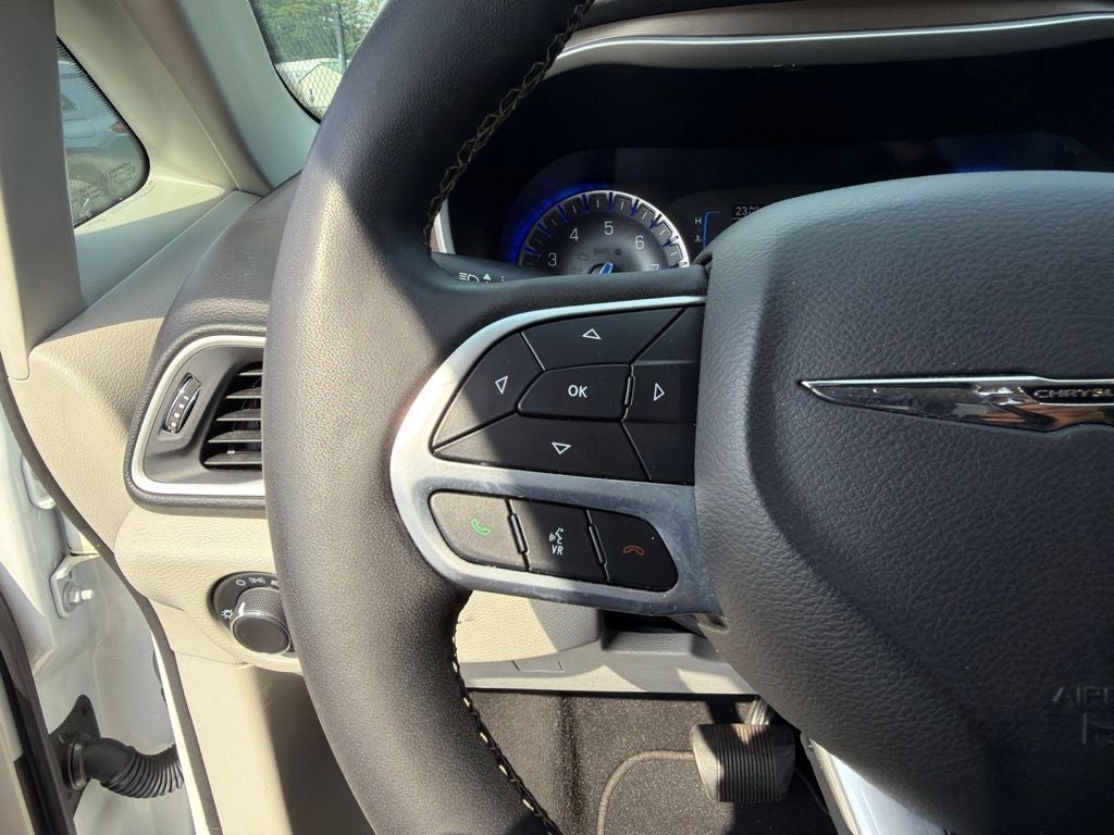 2022 Chrysler Voyager LX Ethos 12/12 Cert