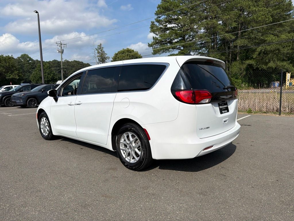 2022 Chrysler Voyager LX Ethos 12/12 Cert