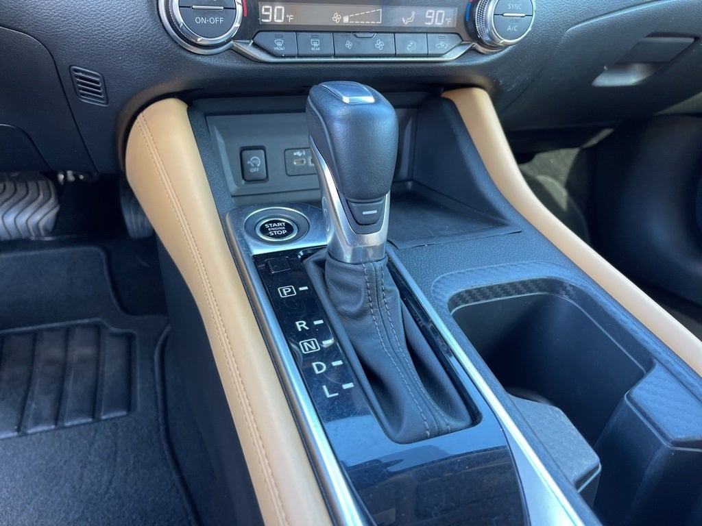 2025 Nissan Sentra SV Premium ** Nissan Certified **