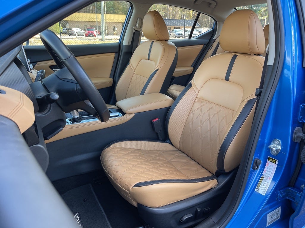 2025 Nissan Sentra SV Premium ** Nissan Certified **