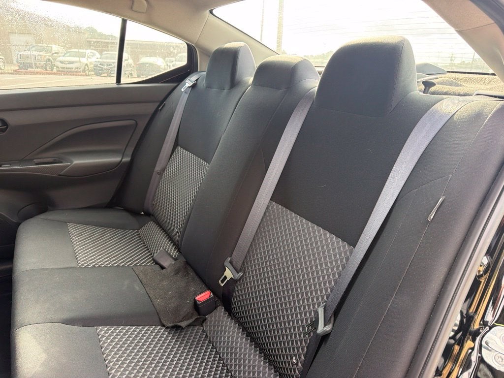 2023 Nissan Versa 1.6 S
