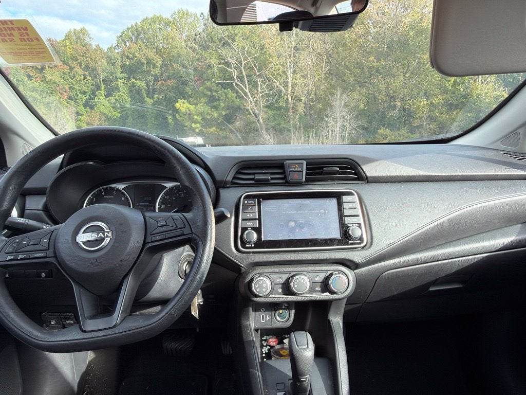 2023 Nissan Versa 1.6 S