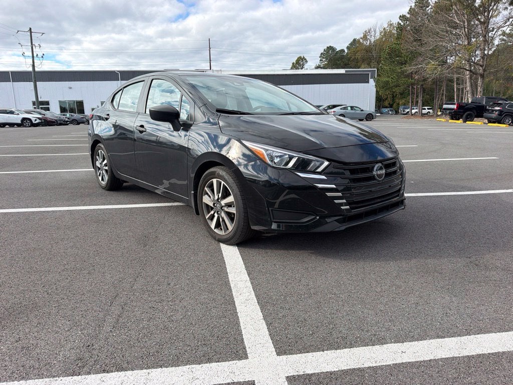 2023 Nissan Versa 1.6 S