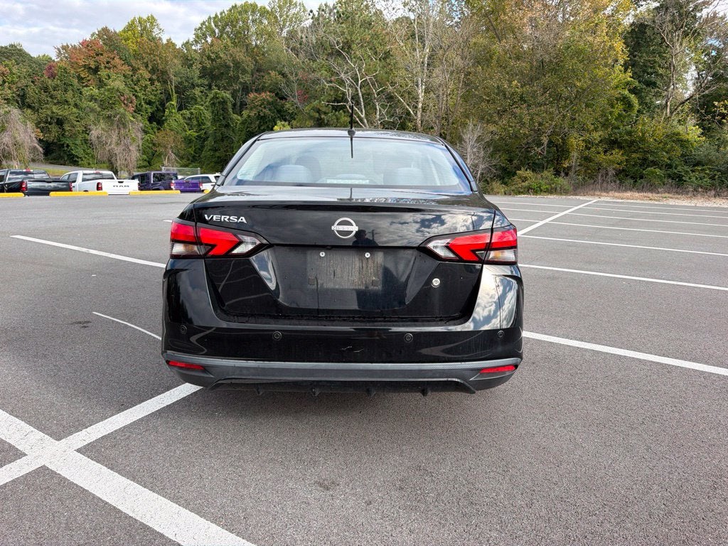 2023 Nissan Versa 1.6 S
