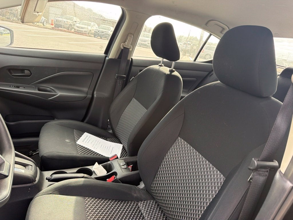 2023 Nissan Versa 1.6 S