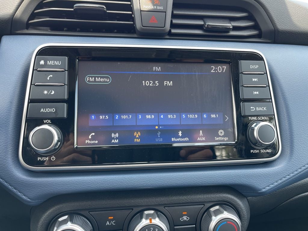 2025 Nissan Versa 1.6 SV Nissan Certified