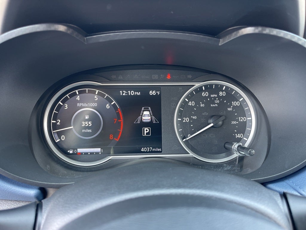 2025 Nissan Versa 1.6 SV Nissan Certified